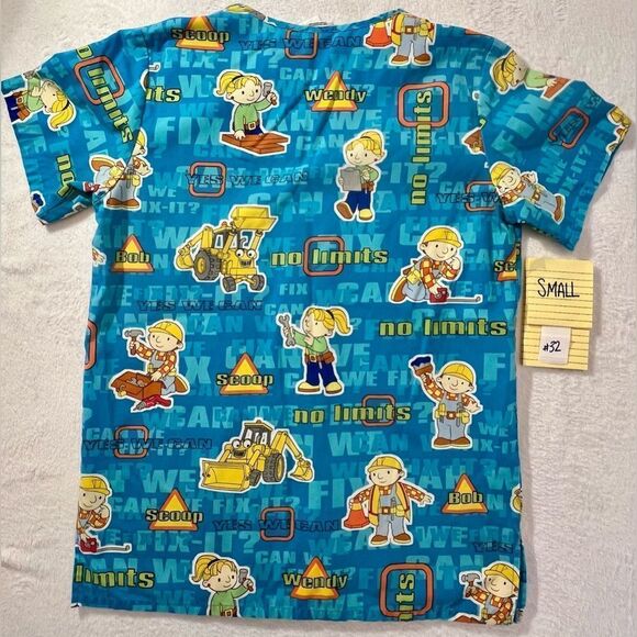 2004 Bob the builder SMALL scrub top - Picture 3 of 7